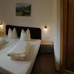 Gaestehaus Vier Jahreszeiten Apartamento