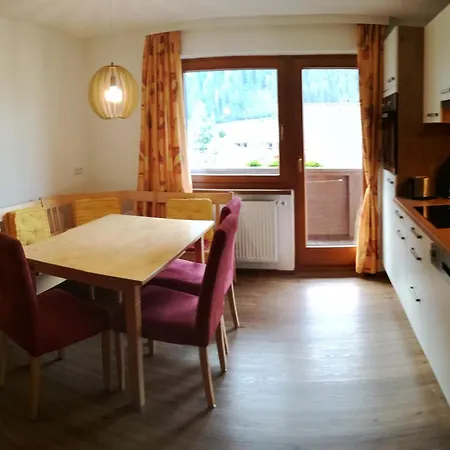 Appartamento Gaestehaus Vier Jahreszeiten Mayrhofen