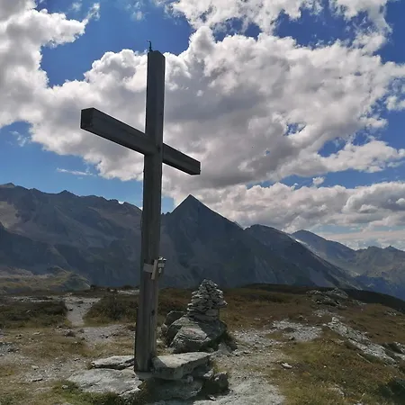 Gaestehaus Vier Jahreszeiten アパート マイヤーホーフェン