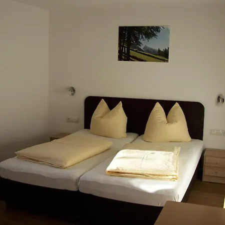 Gaestehaus Vier Jahreszeiten Appartement Mayrhofen