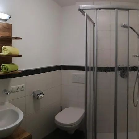 Gaestehaus Vier Jahreszeiten Lejlighed Mayrhofen