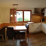 Apartamento Gaestehaus Vier Jahreszeiten *