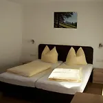Gaestehaus Vier Jahreszeiten Apartamento Mayrhofen