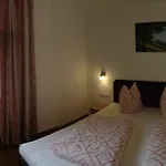 Gaestehaus Vier Jahreszeiten Apartamento *